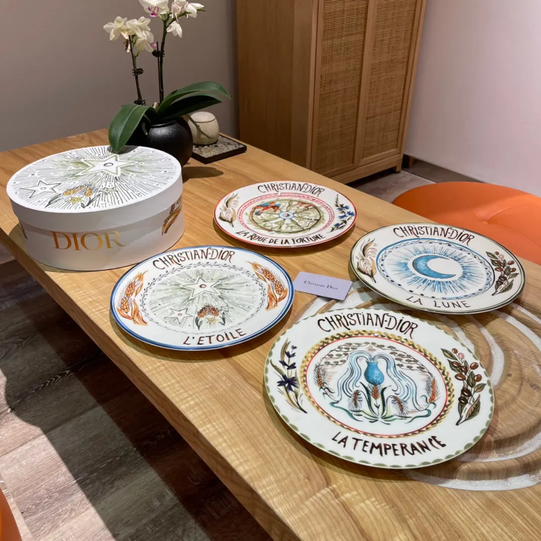 Veselă Dior Maison Tarot