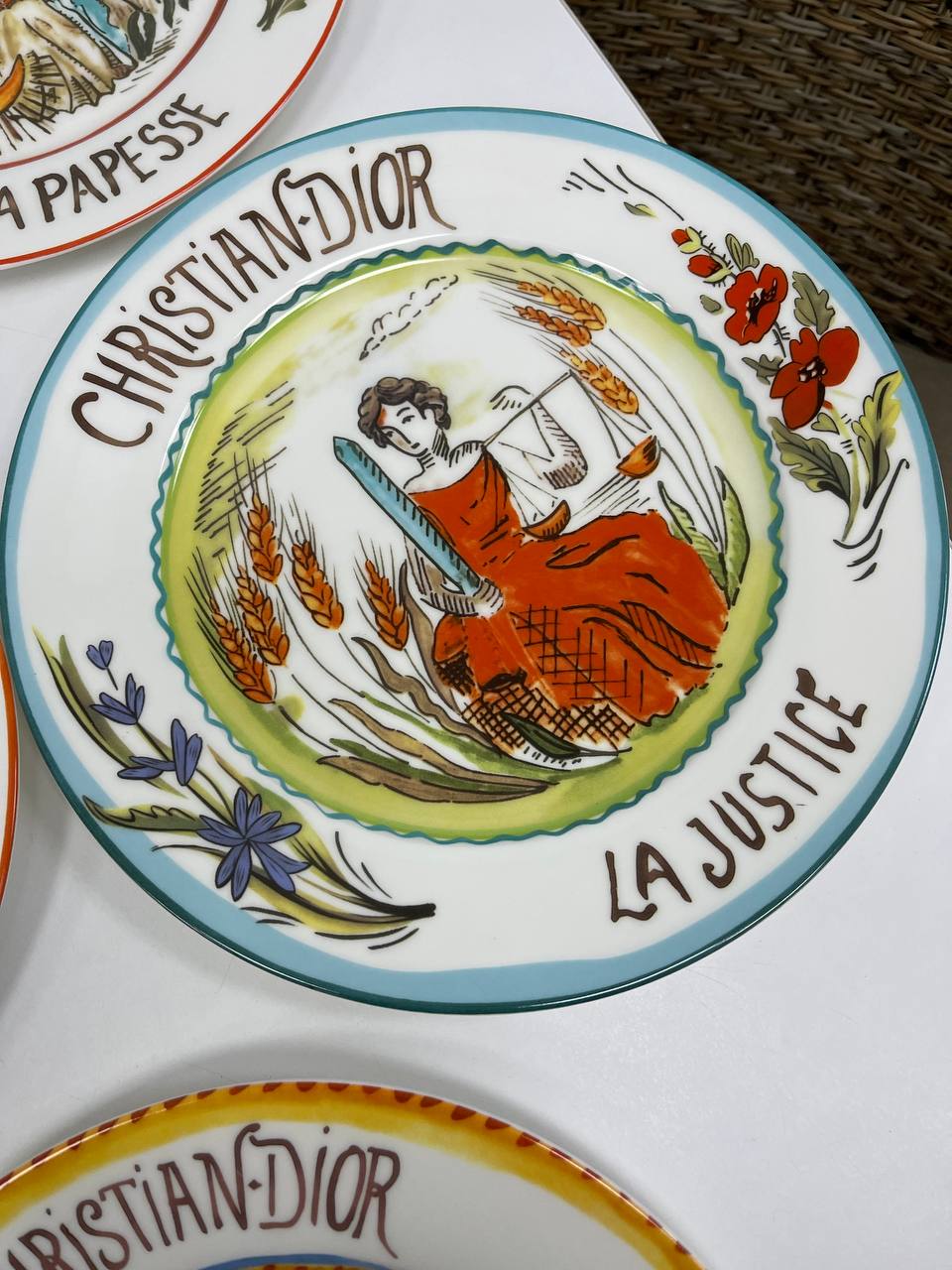 Veselă Dior Maison Tarot